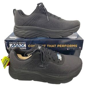 Skechers men Max Cushioning Elite running mesh extra wide black sneakers Size 10